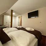 ホテル 